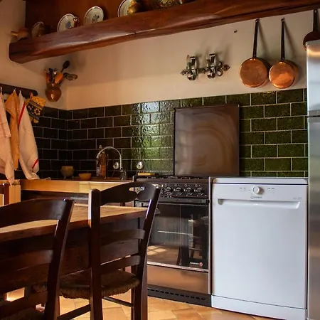 Vila 'chez Colette' Paisible, Jardin - 10 A 11 Voyageurs Mende
